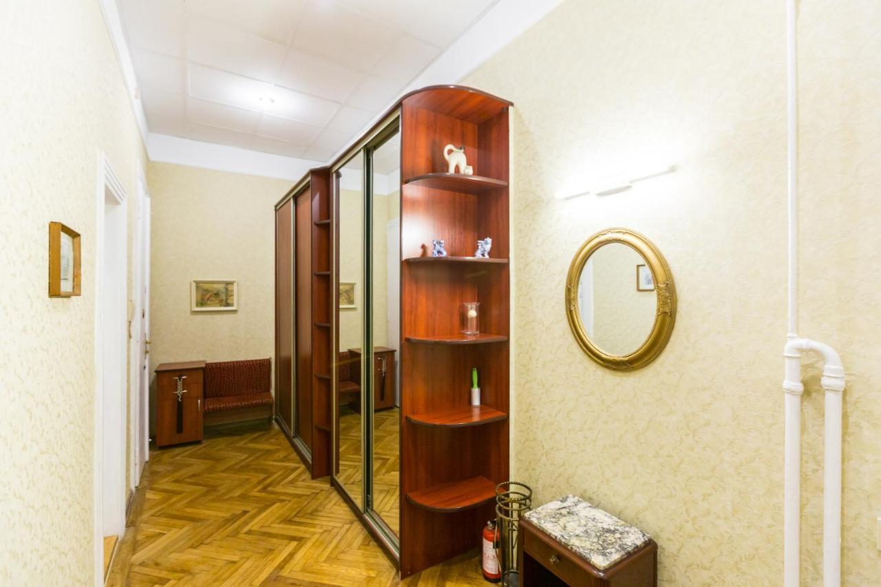 Mover Retro Apartment Leopoli Esterno foto